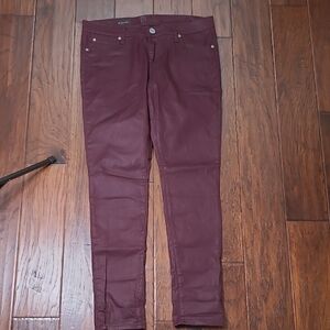 Kut from the Kloth Burgundy with Sparkle Shine Viv Toothpick Skinny Jeans size10